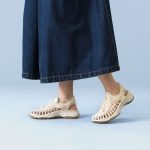 Women's UNEEK Astoria  |  Star White/Black