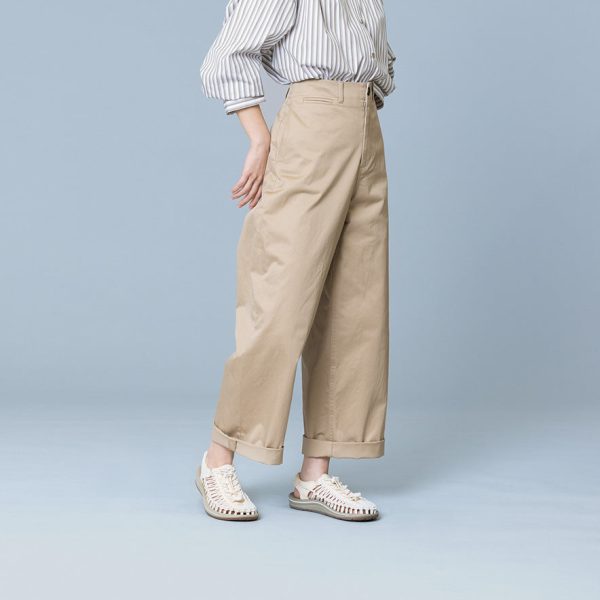 Women's UNEEK Sneaker  |  White Cap/Cornstalk