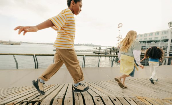 Big Kids' Jasper Zionic Sneaker | Cashmere Rose/Giggle Pink