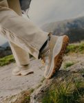 Women's Hightrail Waterproof Hiking Shoe  |  Birch/Daffodil